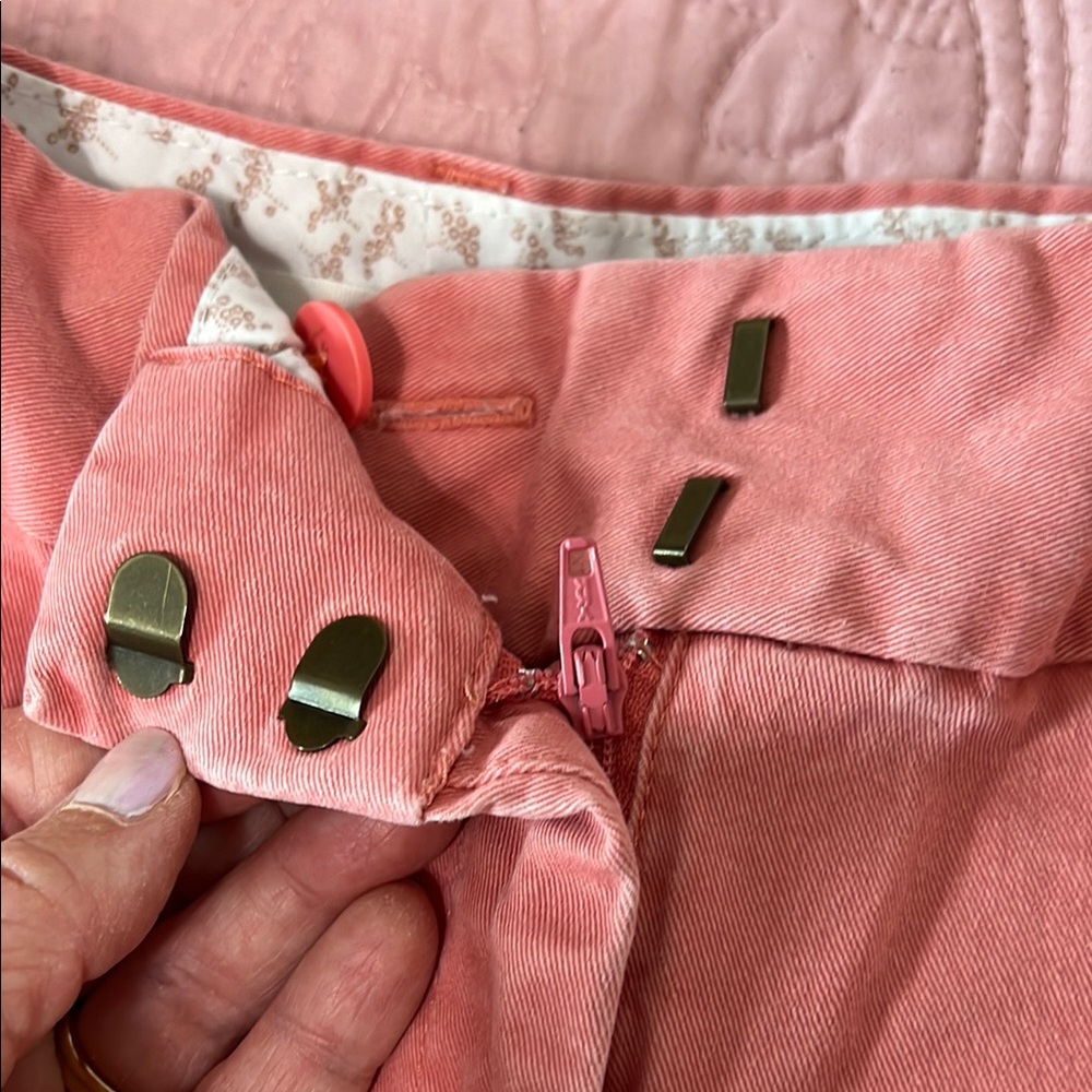 LOFT Riviera Shorts - Picture 2 of 8